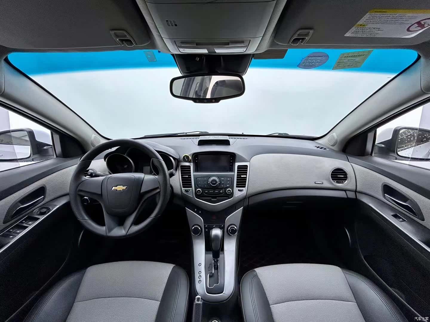 Chevrolet SE, 2013 все фото