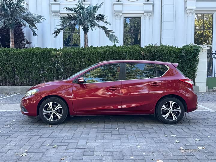 Nissan Tiida, 2017 года фото 5