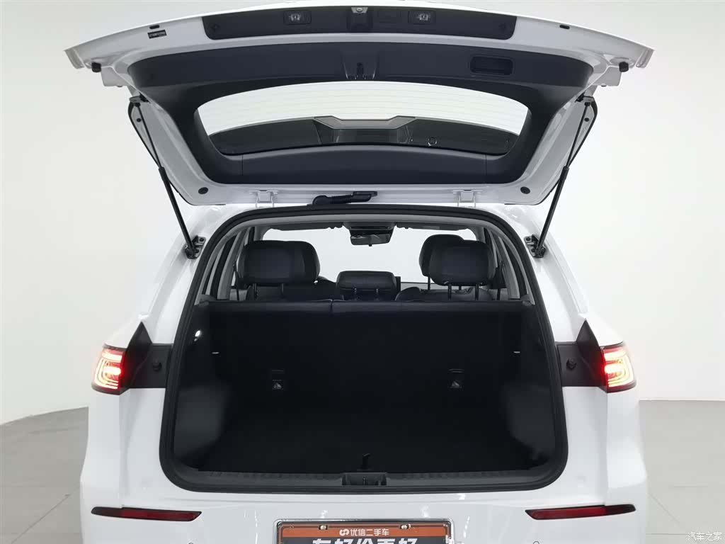Geely Galaxy E5, 2025 16