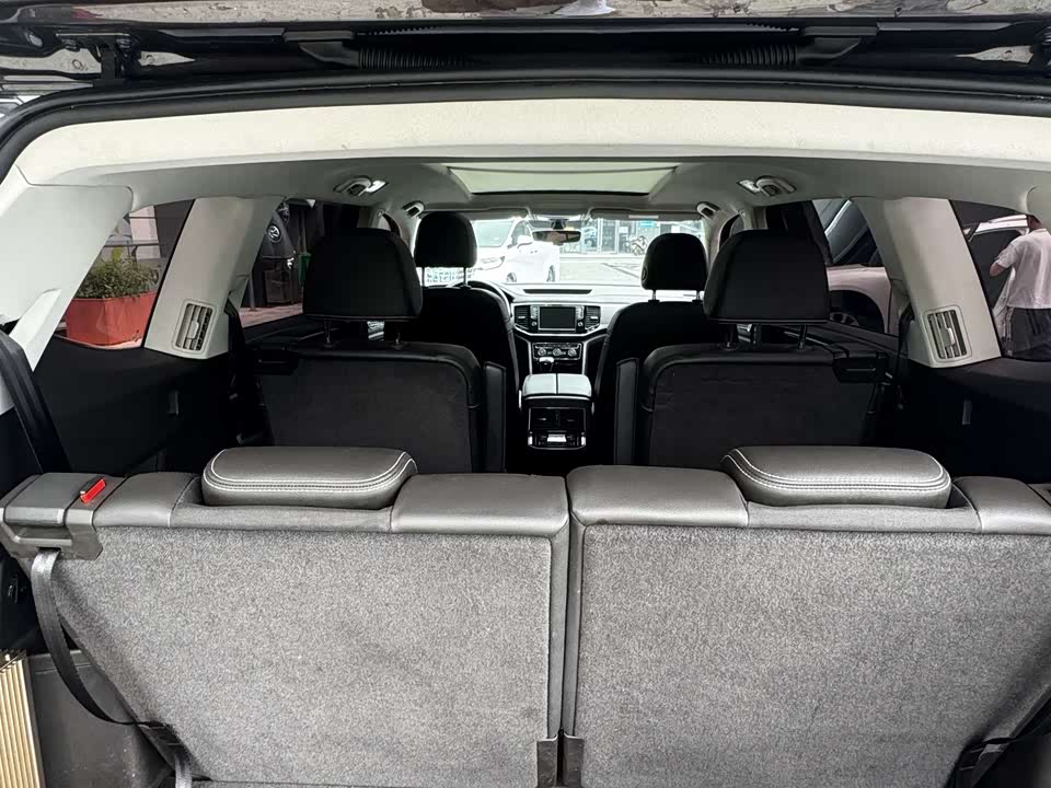Volkswagen Tourang