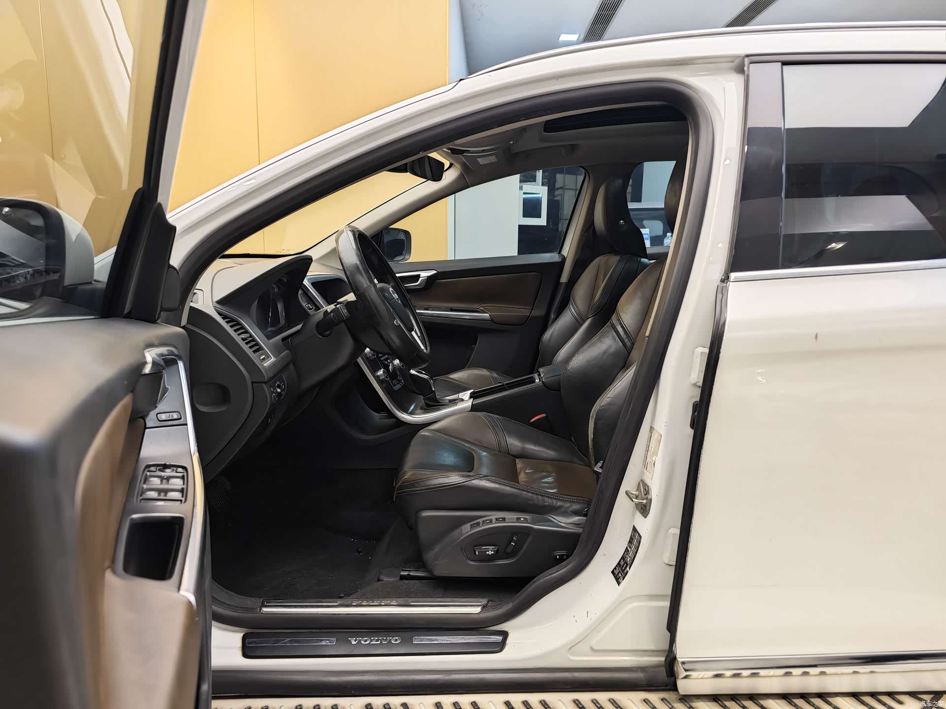 Volvo XC60, 2014 13