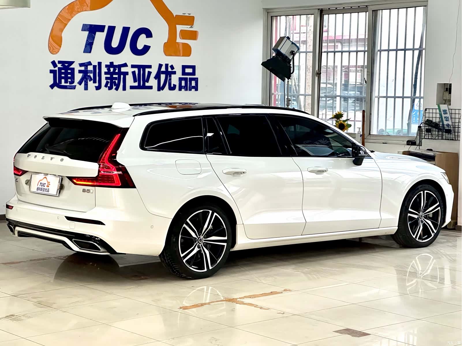 Volvo V60, 2021 7