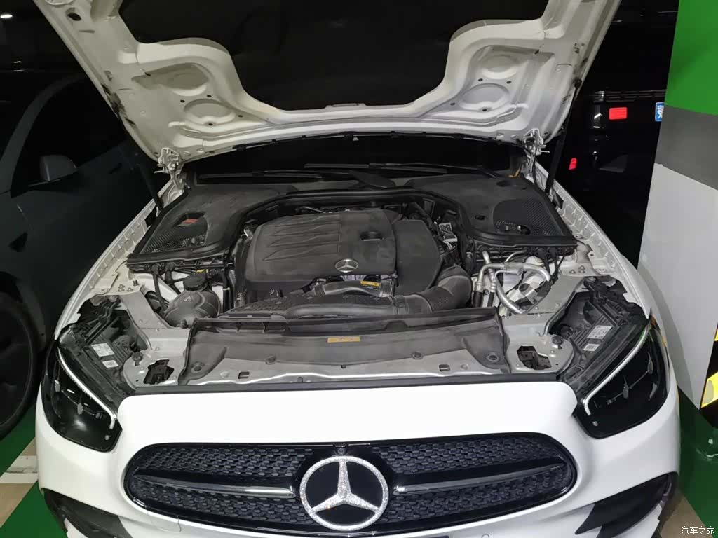 Mercedes-Benz E-Class, 2022 21