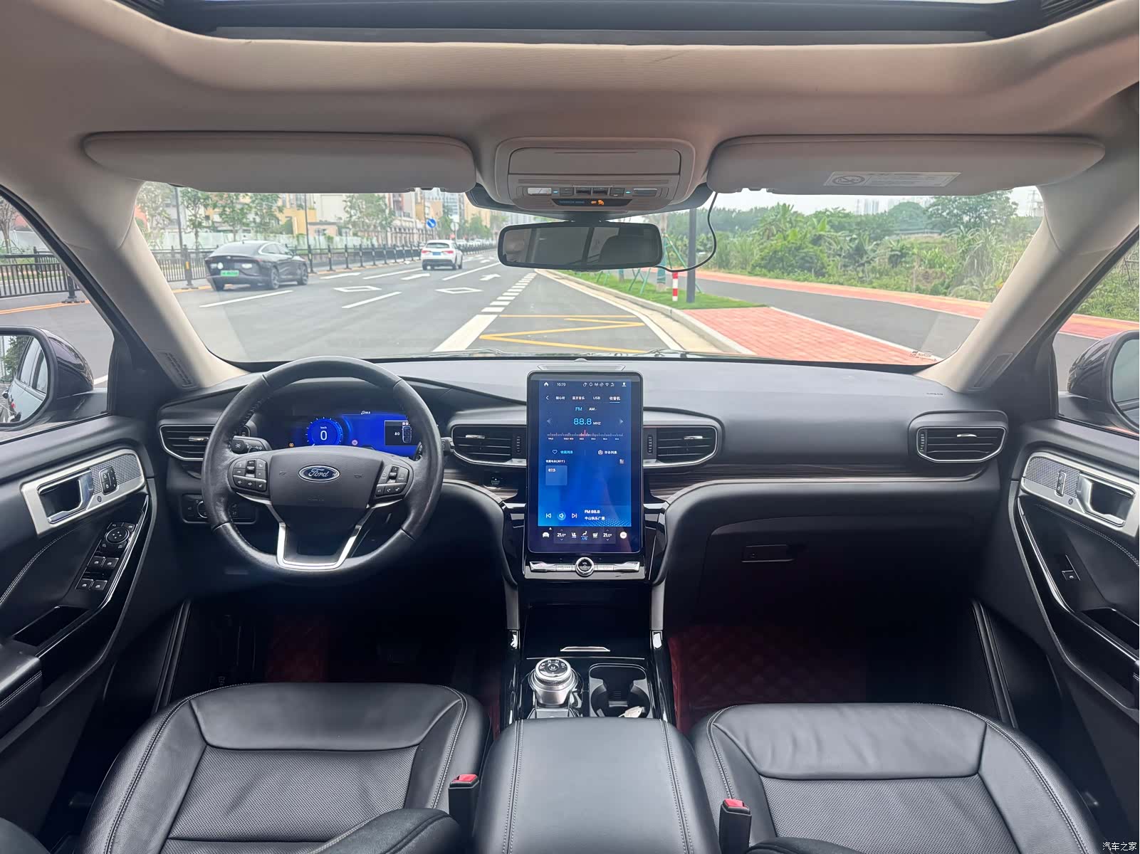 Ford Explorer, 2020 8
