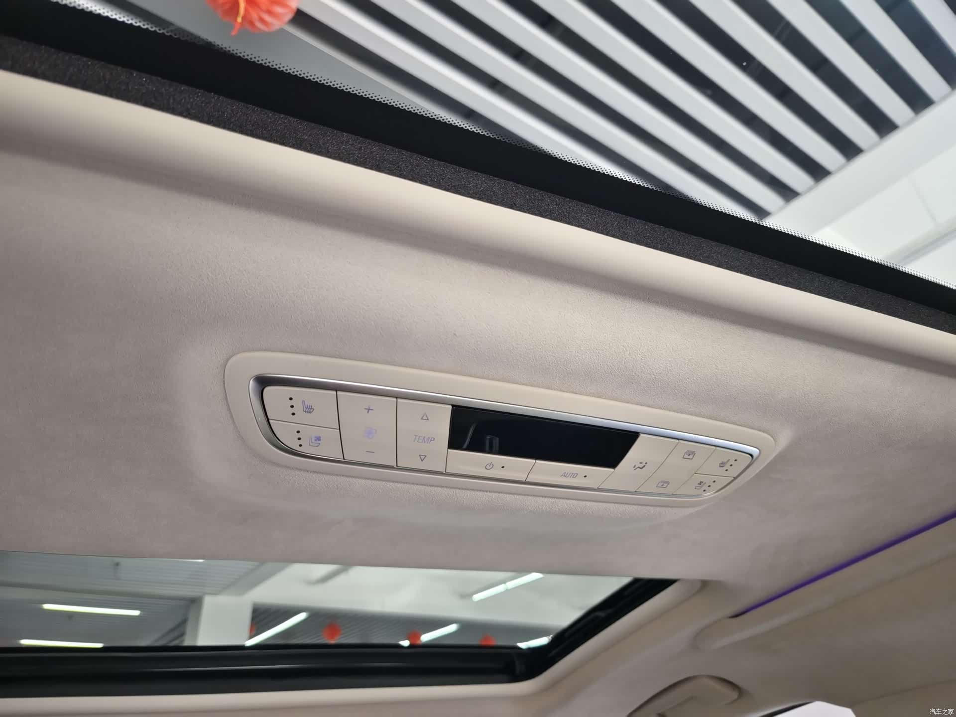 Buick GL8, 2020 18