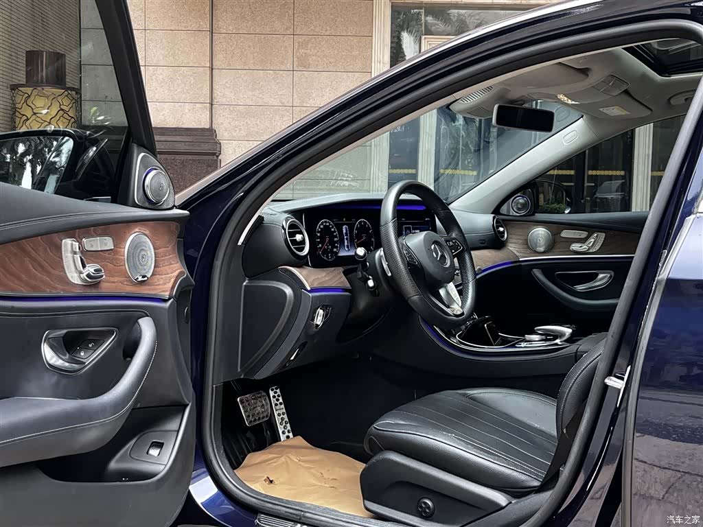 Mercedes-Benz E-Class, 2016 10