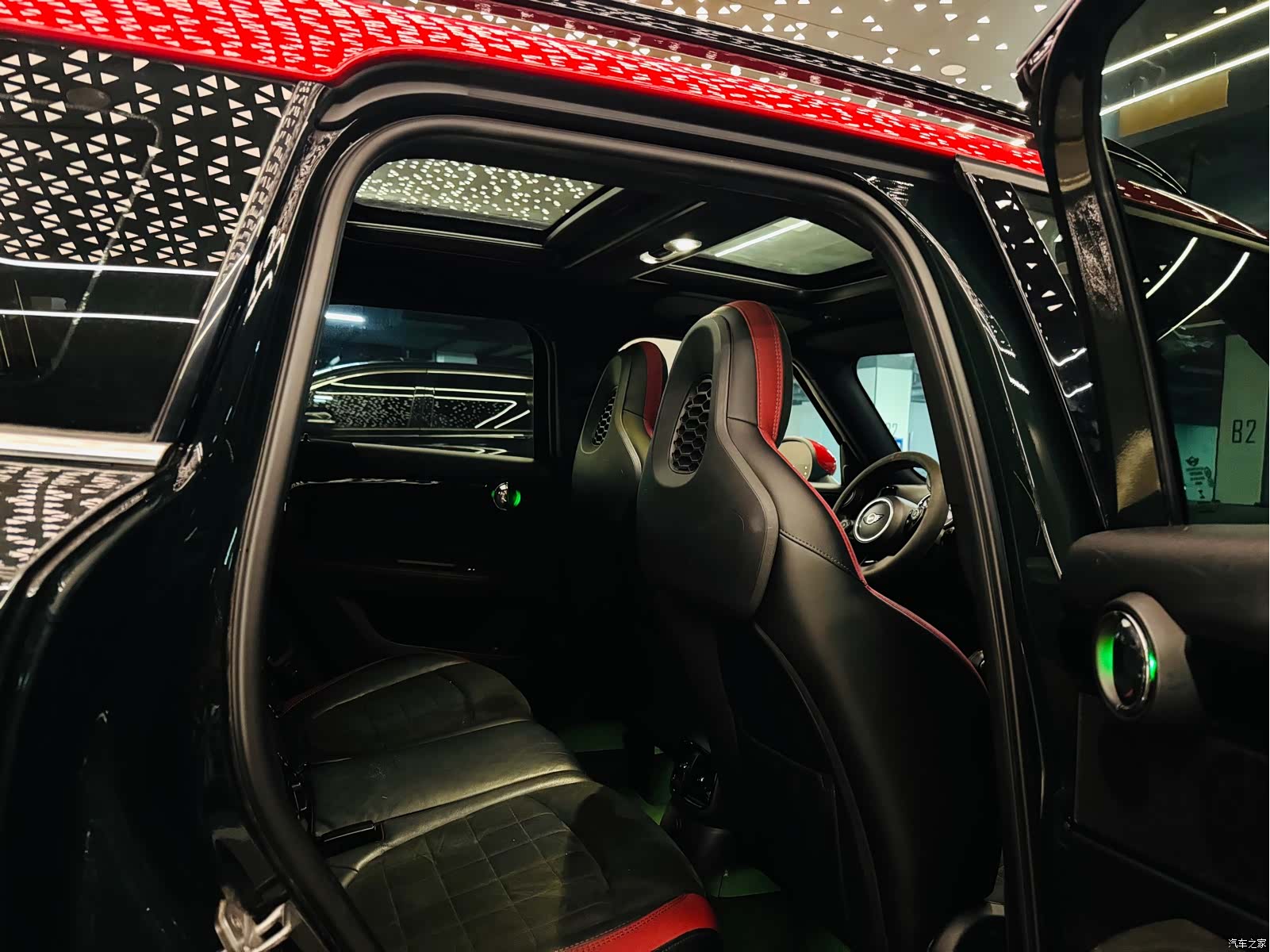 Mini Countryman, 2018 18