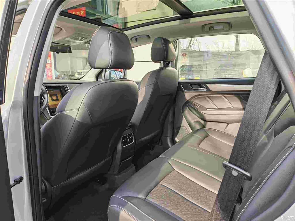 Roewe RX5, 2021 8