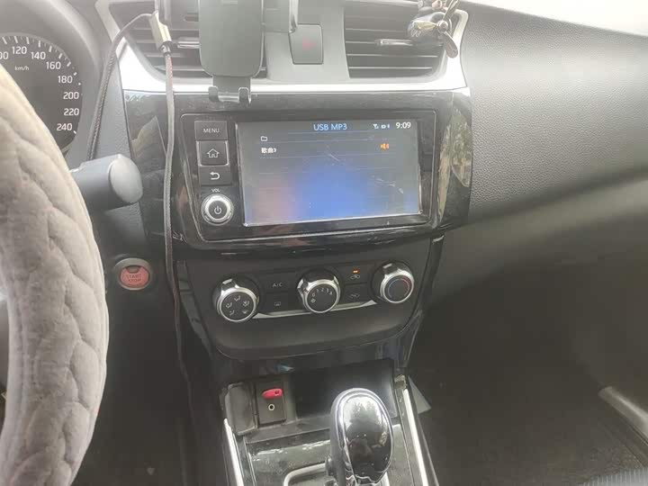 Nissan Sylphy, 2016 года фото 10
