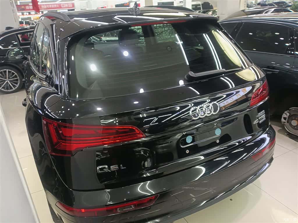 Audi Q5L, 2024 23