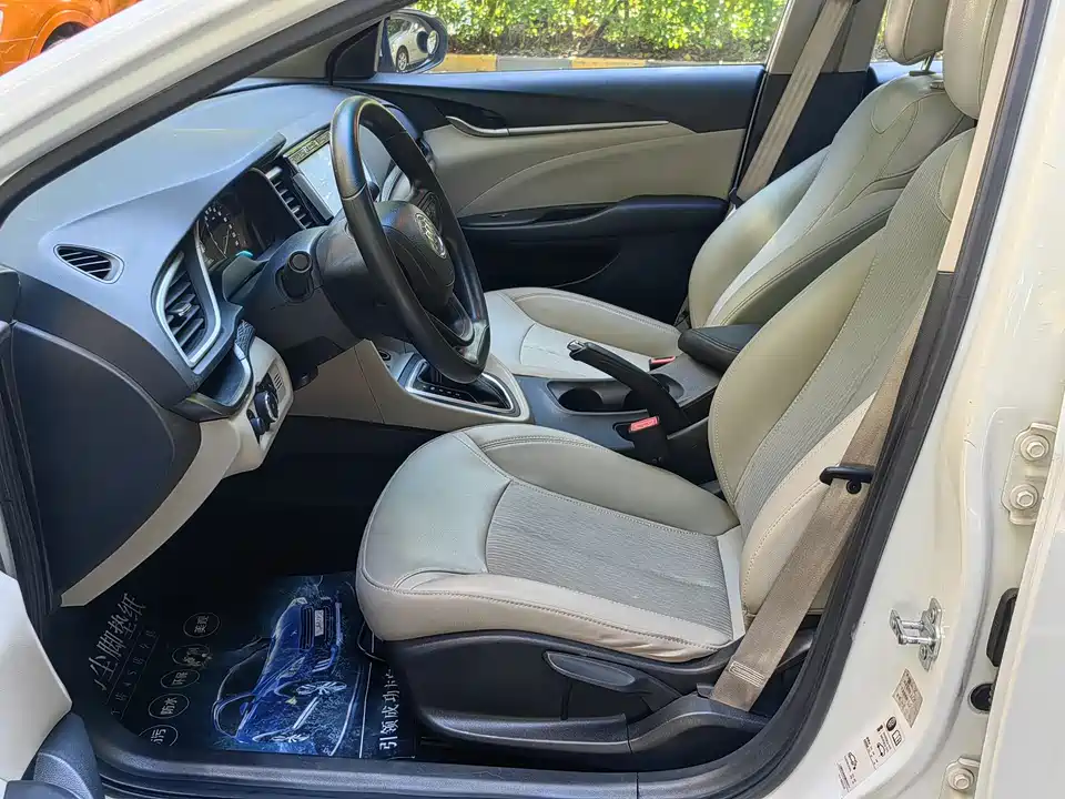 Buick Yinglang Buick Yinglang
