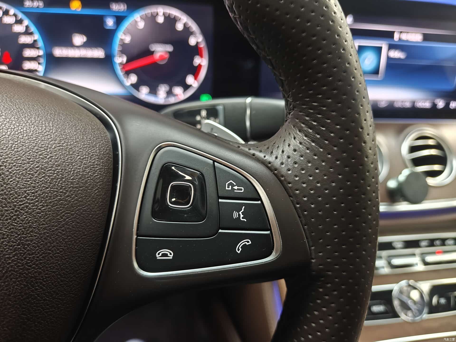 Mercedes-Benz E-Class, 2017 11