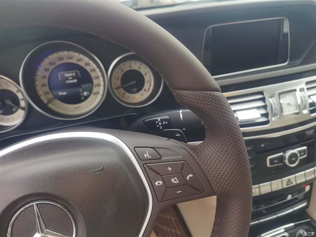 Mercedes-Benz E-Class, 2014 10