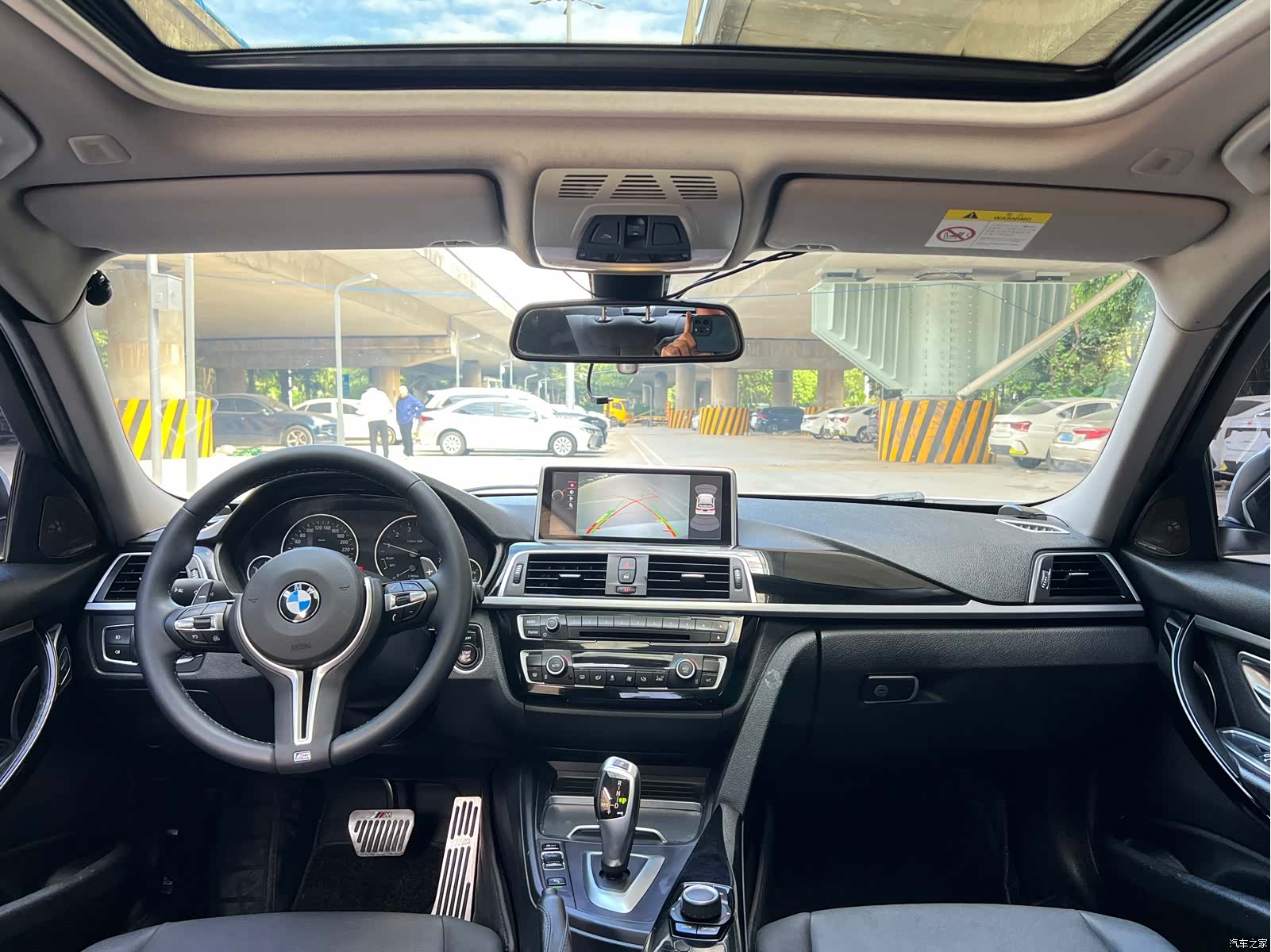 BMW 3 Series, 2017 все фото