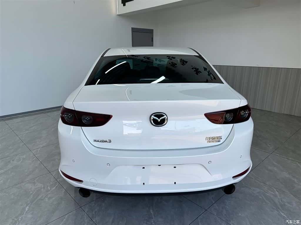 Mazda Mazda3, 2023 все фото