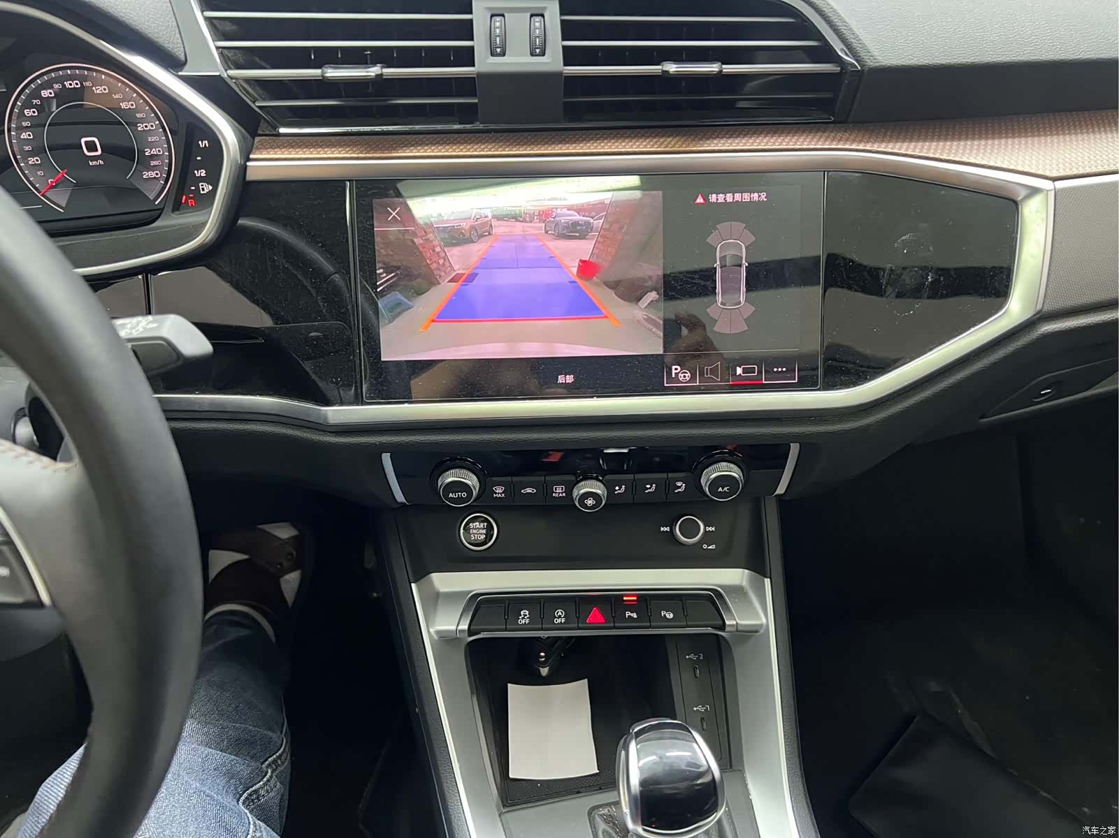 Audi Q3, 2022 13