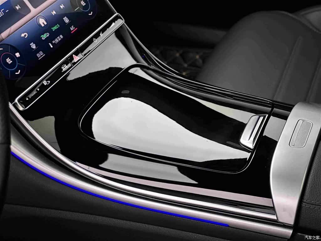Mercedes-Benz C-Class, 2022 11