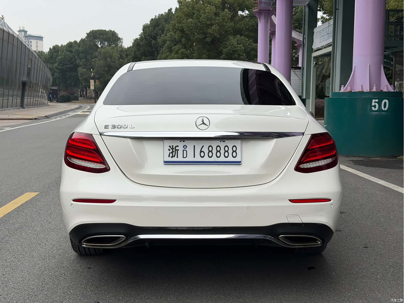 Mercedes-Benz E-Class, 2019 8