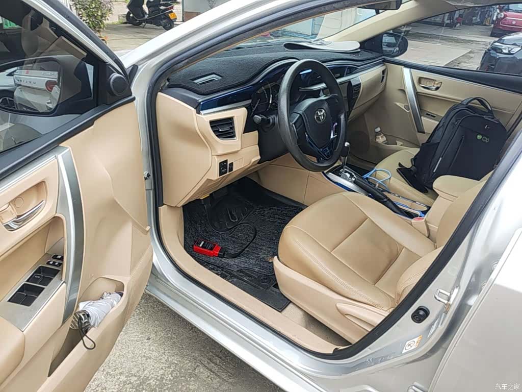 Toyota Corolla, 2014 16