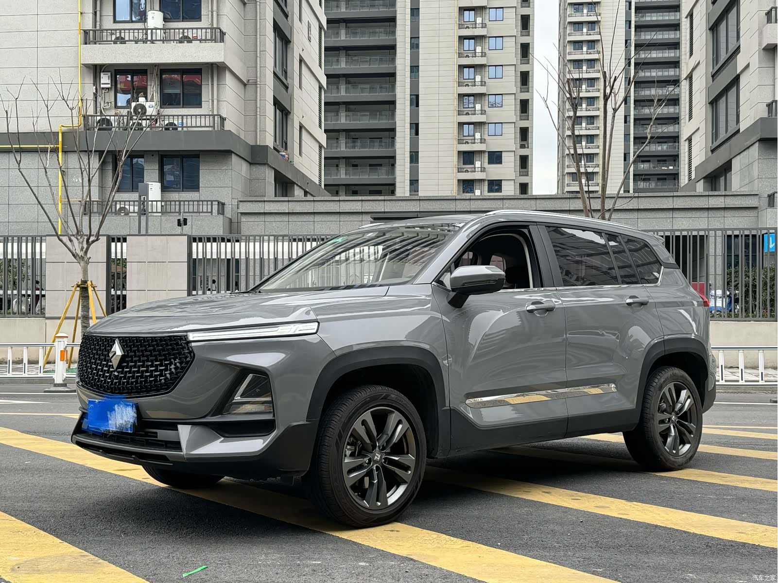 Wuling RS-5, 2020 2