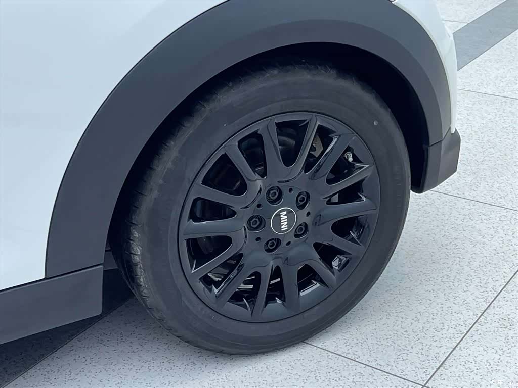 Mini ONE, 2024 12