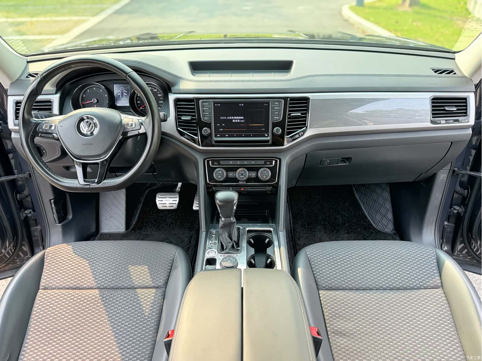 Volkswagen Teramont, 2018 11