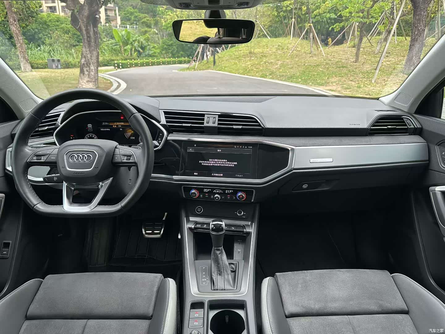 Audi Q3, 2022 все фото