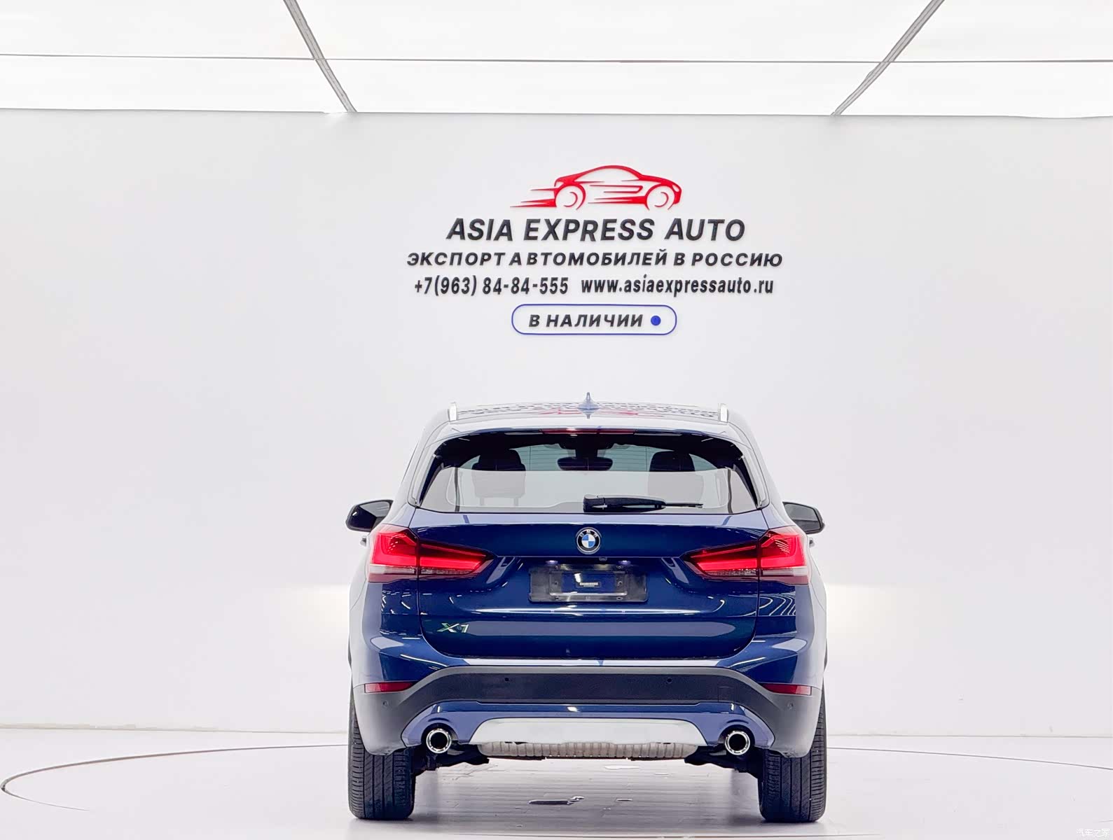 BMW X1, 2021 все фото
