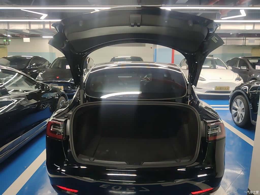 Tesla Model 3, 2022 19