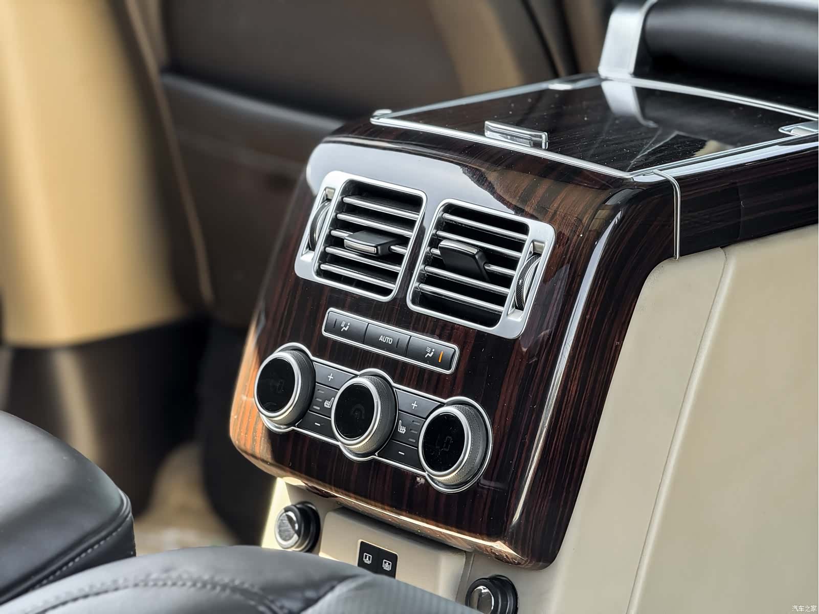 Land Rover Range Rover, 2016 11