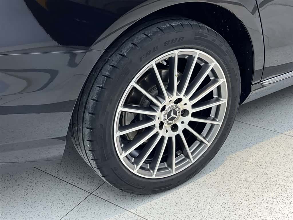 Mercedes-Benz E-Class, 2023 10