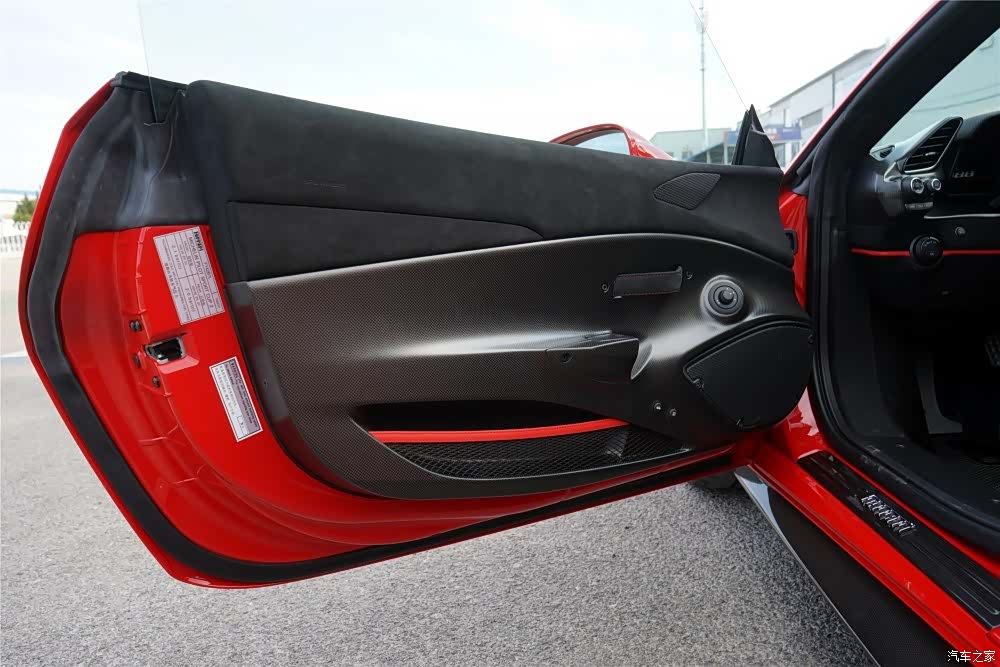 Ferrari 488, 2019 все фото