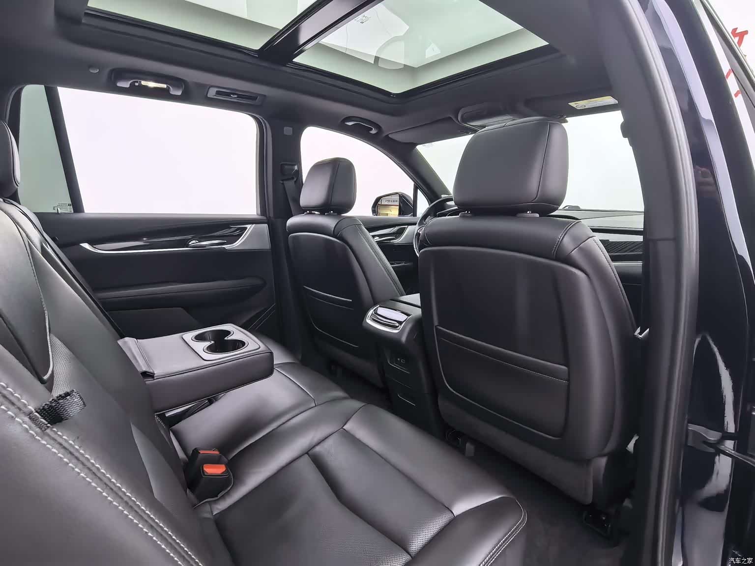Cadillac XT6, 2021 21