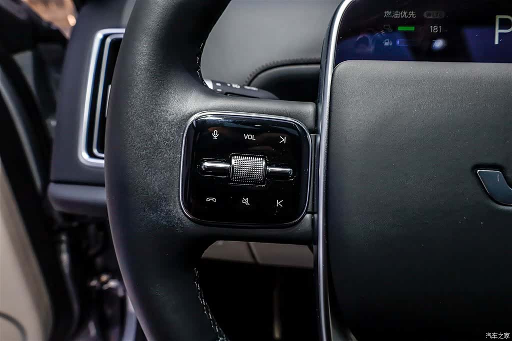 Li Auto L9, 2025 16