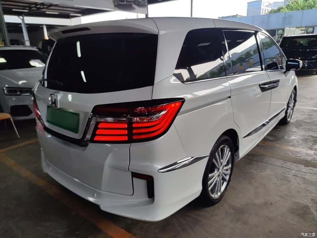 Honda Elysion, 2018 7