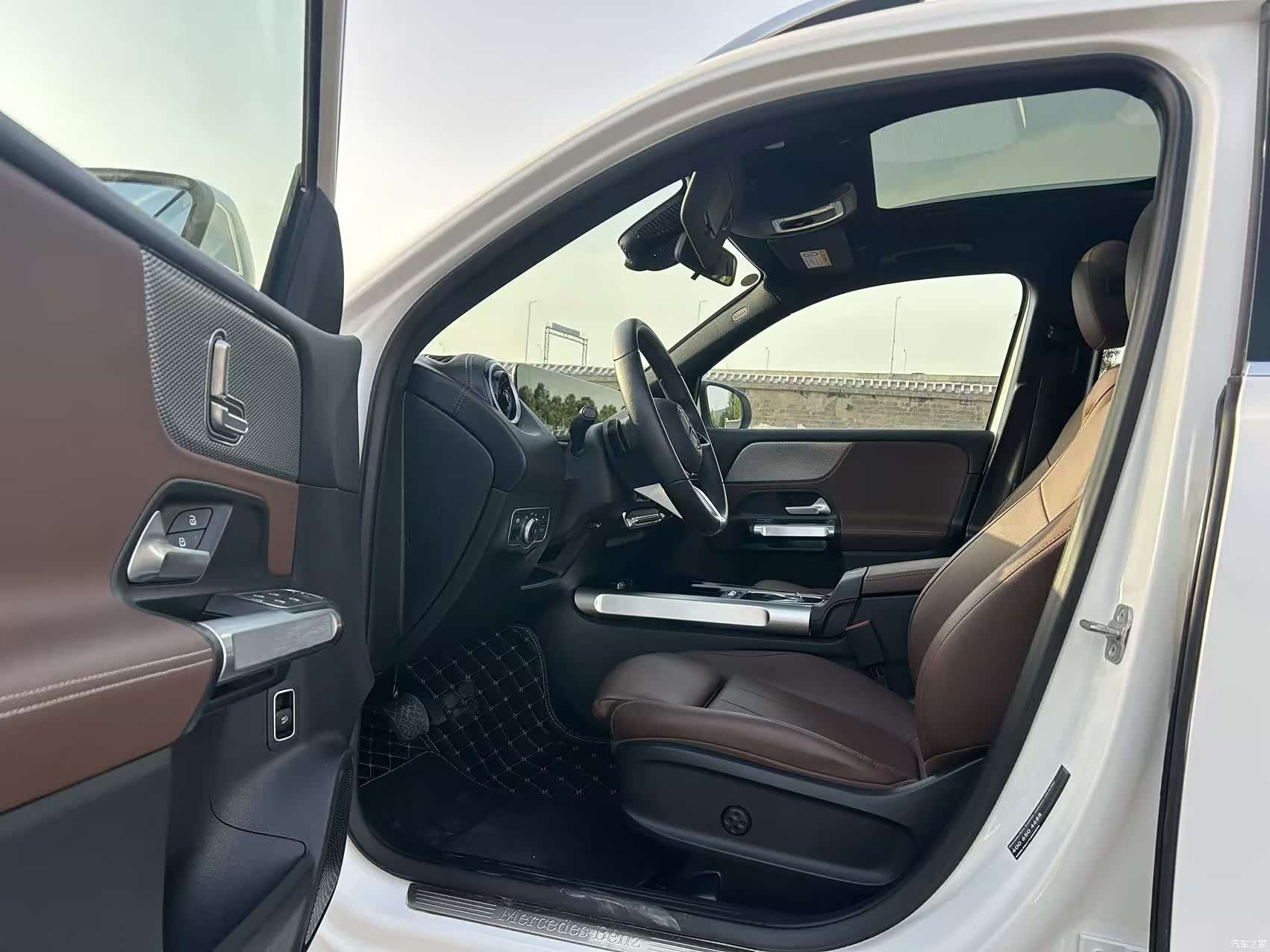 Mercedes-Benz GLB, 2024 4