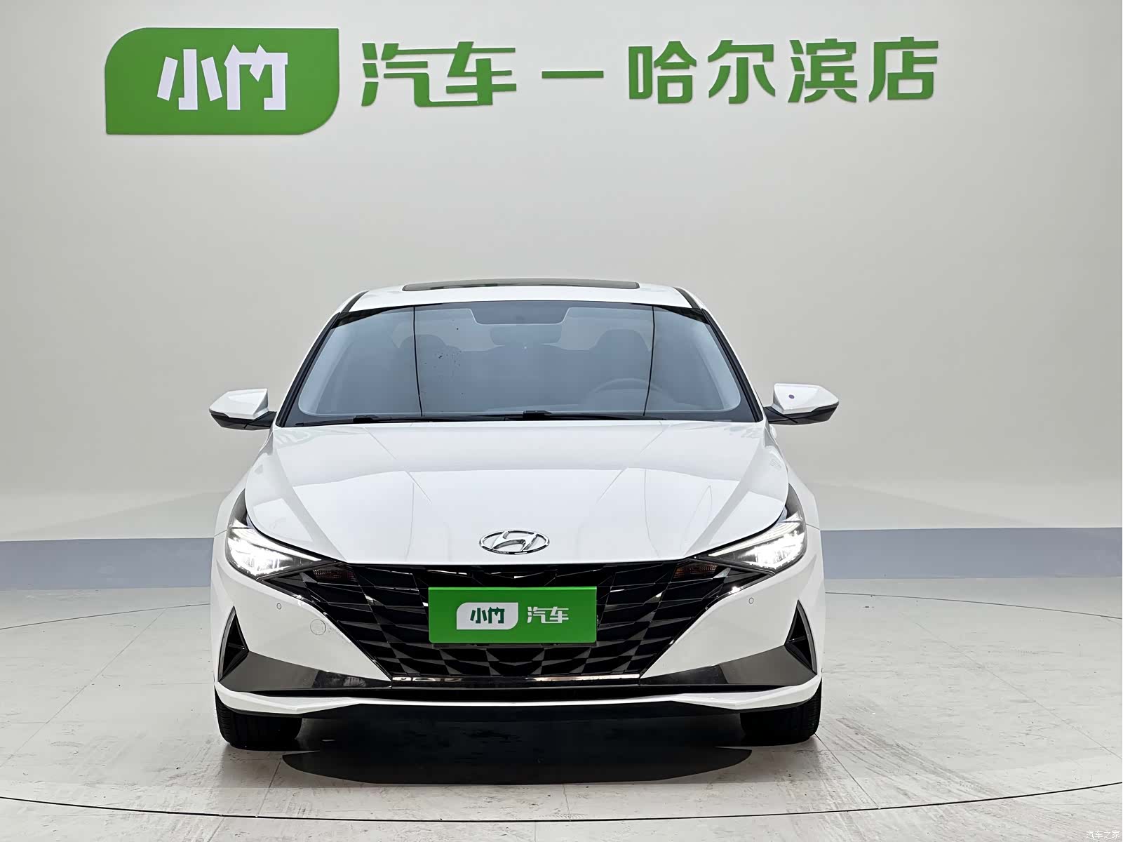 Hyundai Elantra, 2022 2