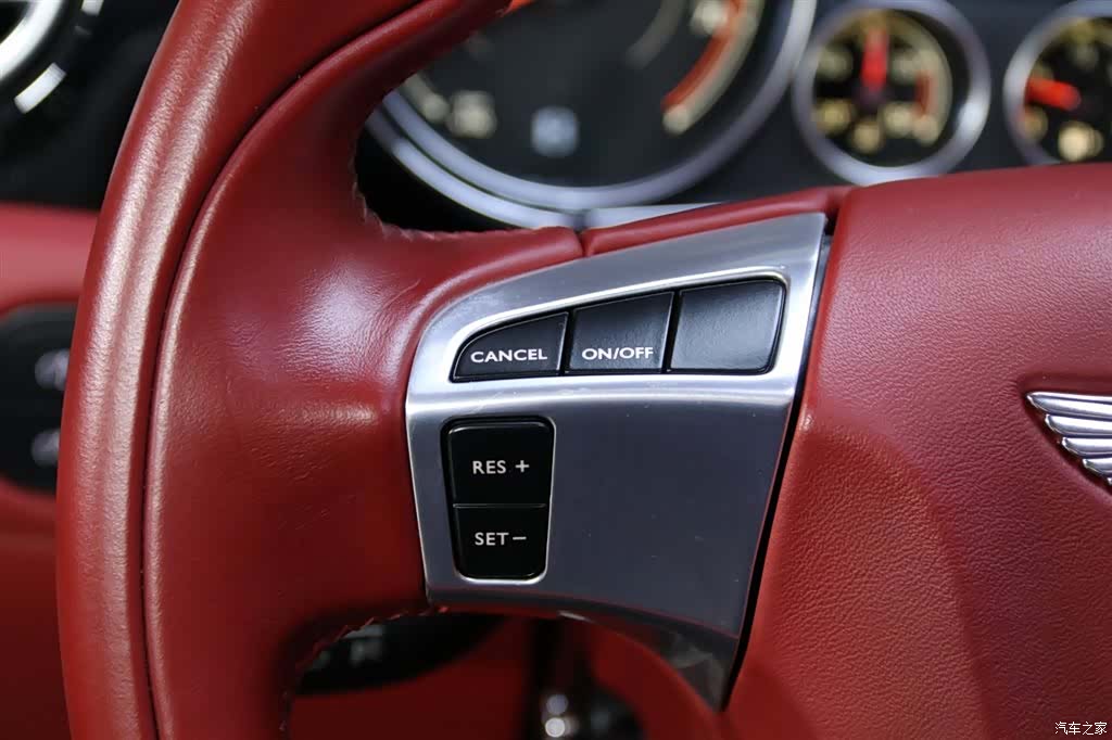Bentley Flying Spur, 2018 12