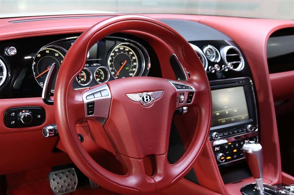 Bentley Flying Spur, 2018 14