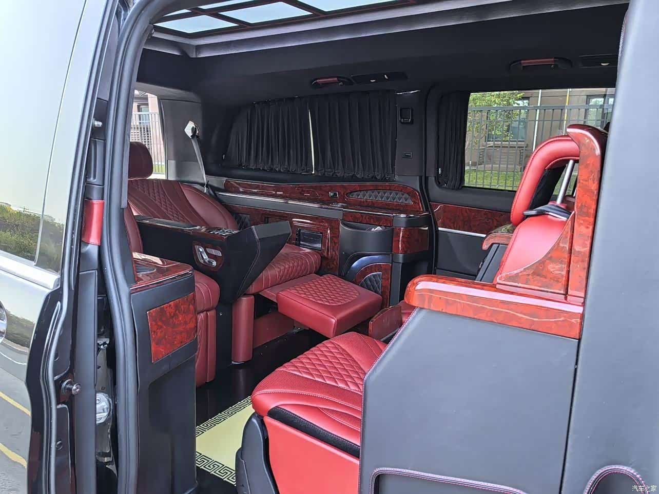 Mercedes-Benz V-Class, 2019 14