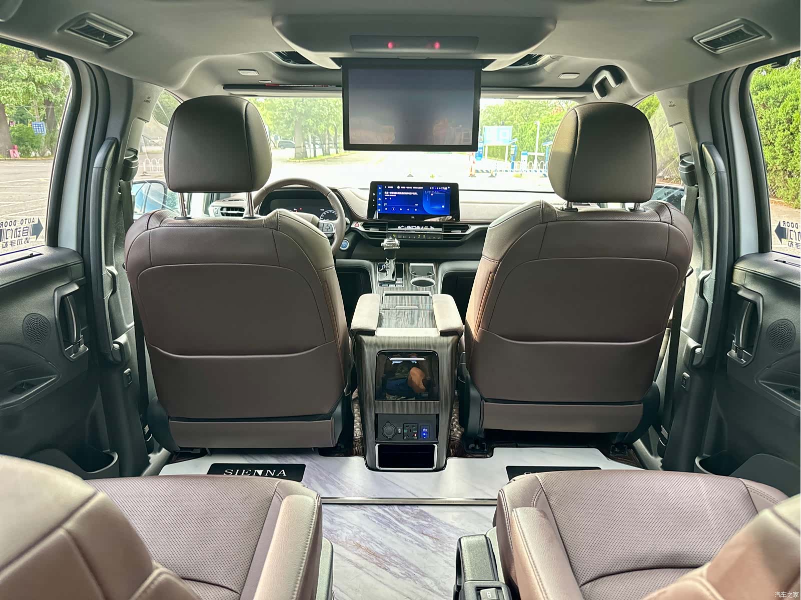 Toyota Sienna, 2023 48