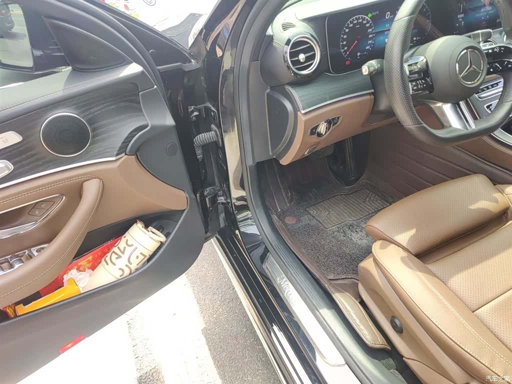 Mercedes-Benz E-Class, 2022 17