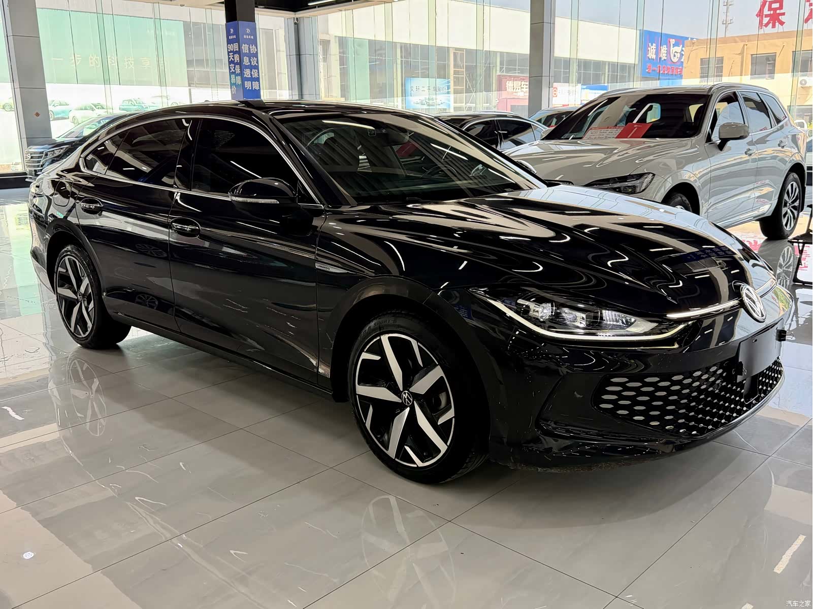 Volkswagen Lamando, 2023 3