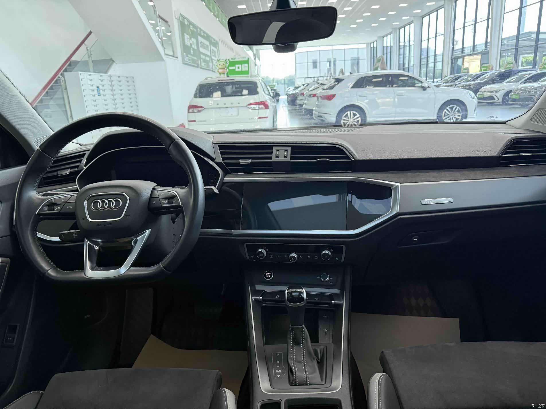 Audi Q3, 2022 19