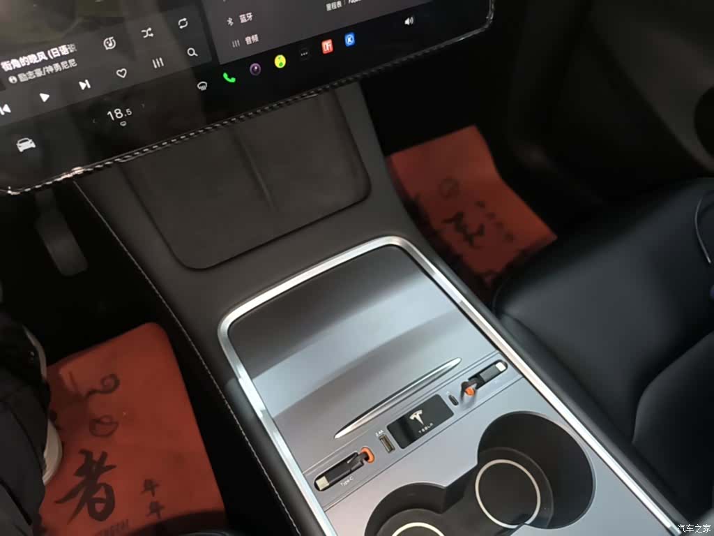 Tesla Model Y, 2024 14