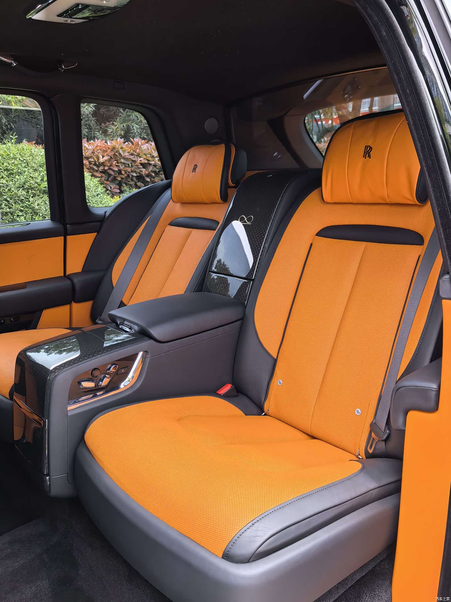 Rolls-Royce Cullinan, 2021 9