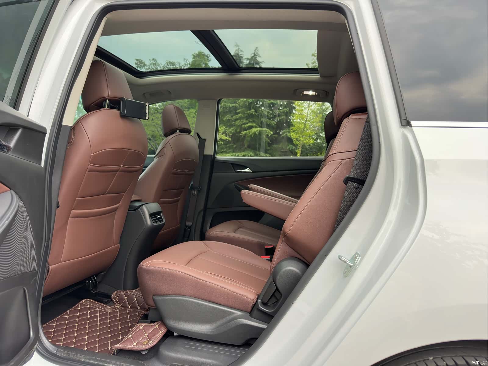 Buick GL6, 2020 15