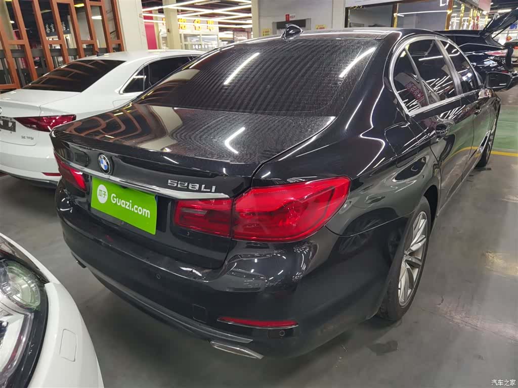 BMW 5 Series, 2017 все фото