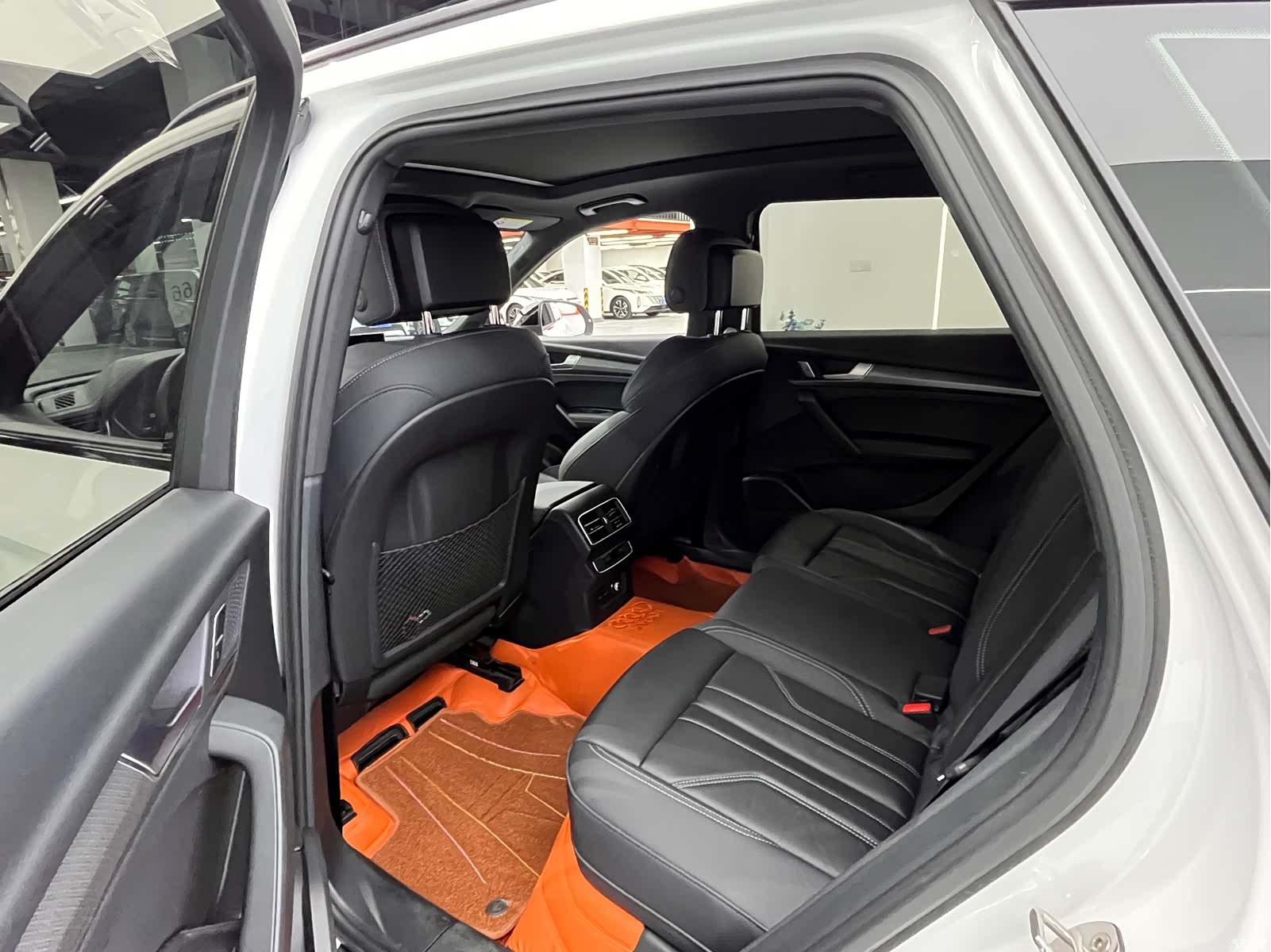 Audi Q5L, 2024 8