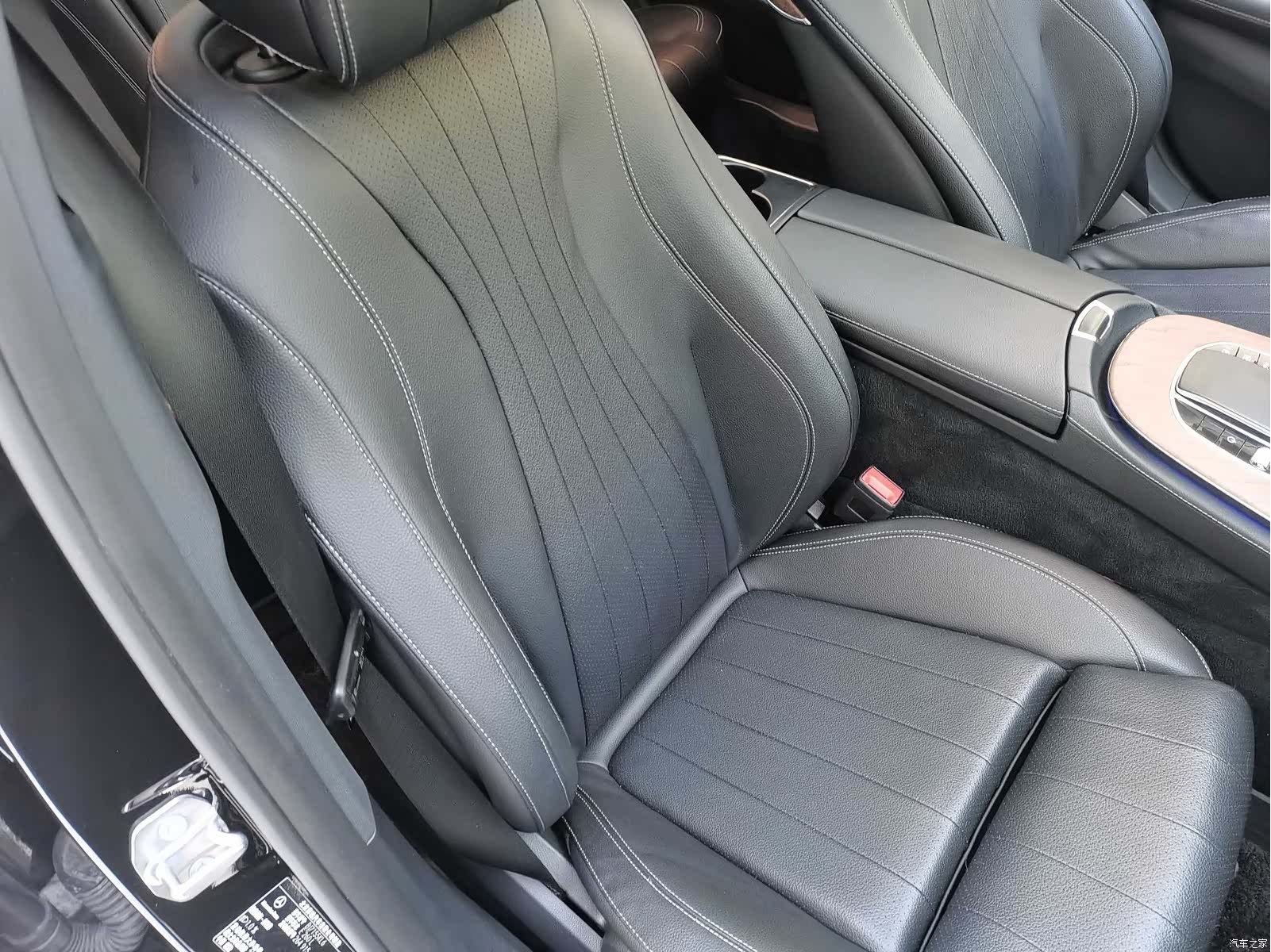 Mercedes-Benz E-Class, 2019 10